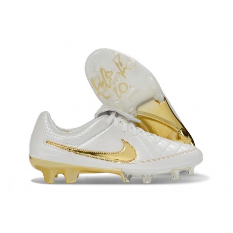 Botas de Fútbol Nike Tiempo Maestro Elite FG Blanco Dorado