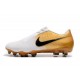 Botas de Fútbol de Phantom Venom Elite FG Nike Blanco Oro Negro